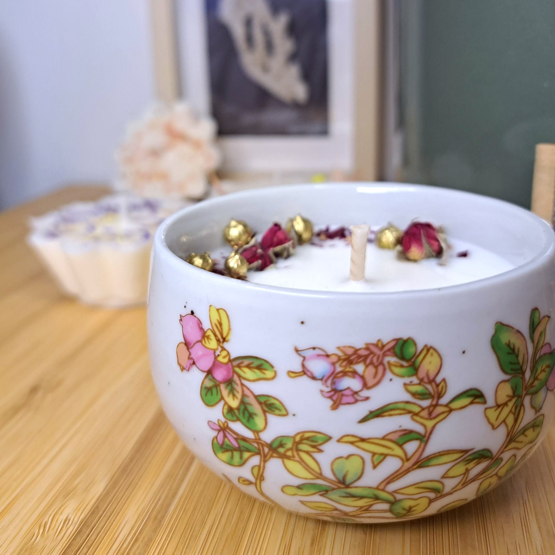 Bougie bouton de roses 1