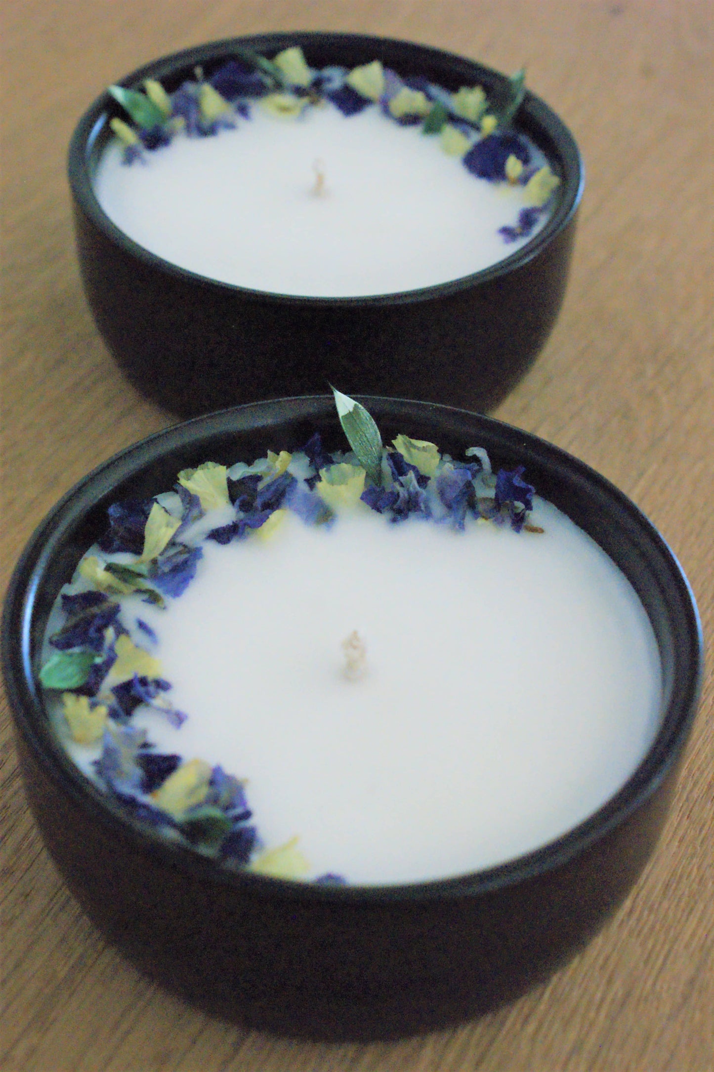 Bougie fleurie artisanale naturelle et parfumee ronde 5