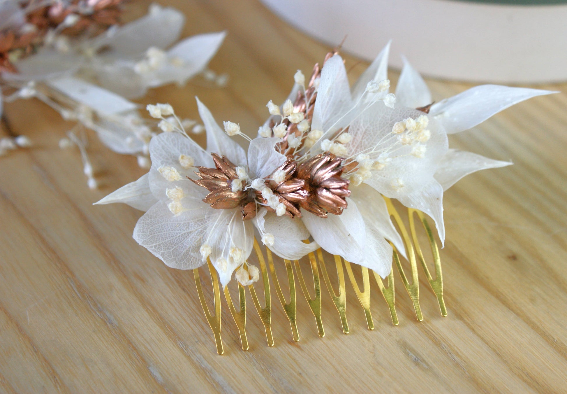 Peigne à cheveux avec fleurs sechees et epi de ble cuivre 10