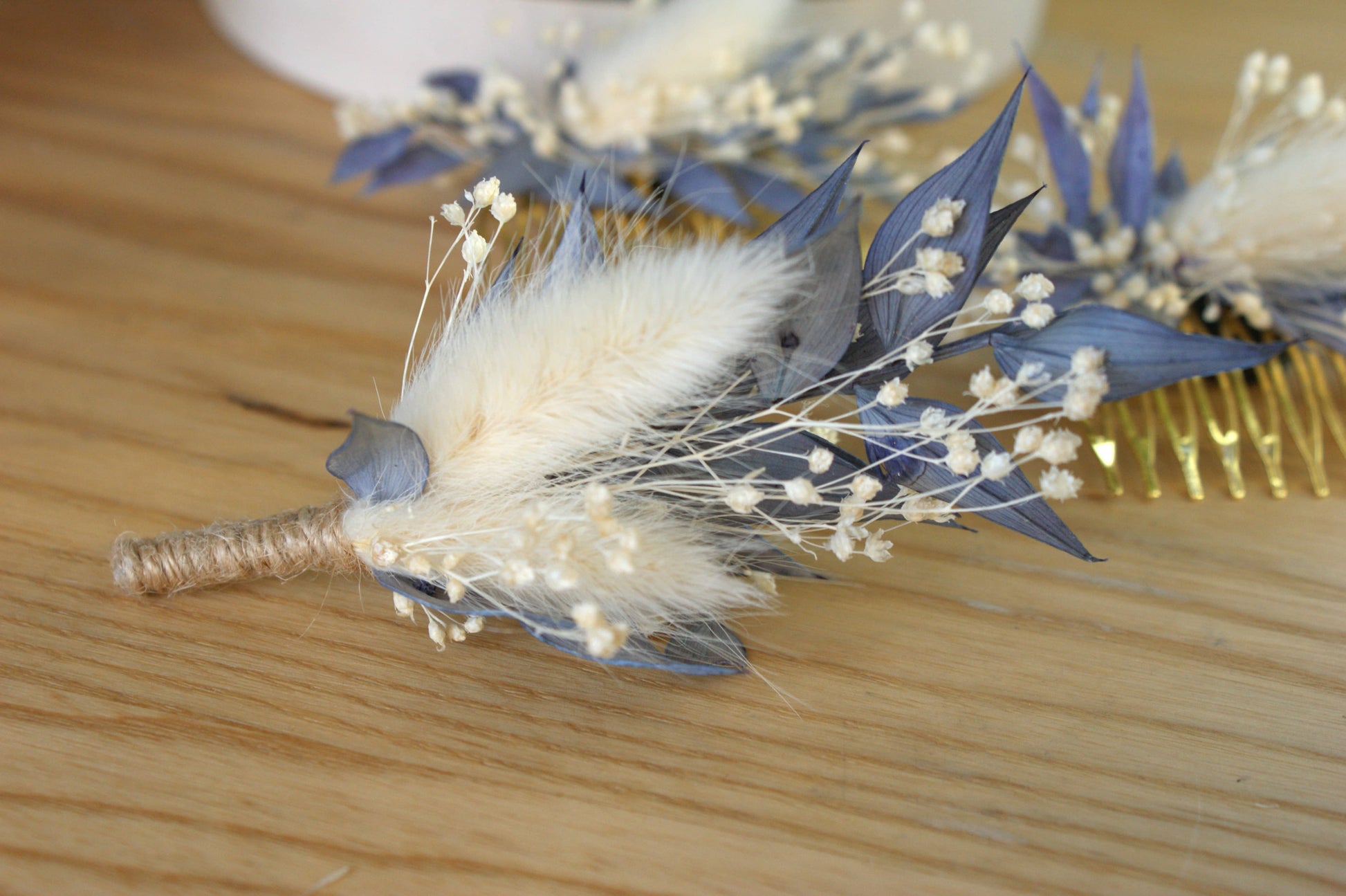 Peigne cheveux avec fleurs stabilisees 4