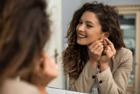 Boucles d'oreilles fleurs séchées pour femme brune