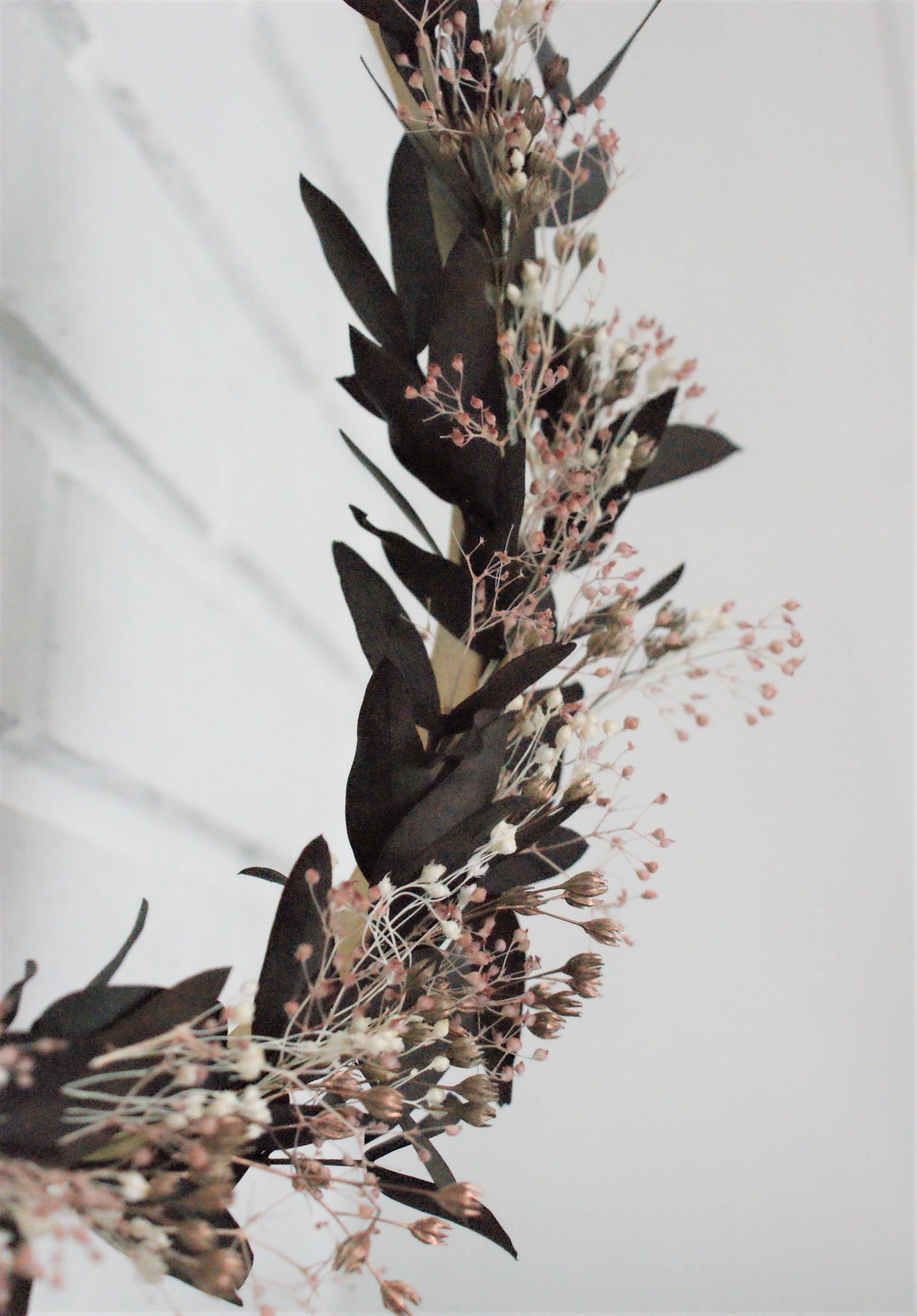 Couronne de fleurs sechees murale pour decoration naturelle en eucalyptus 4