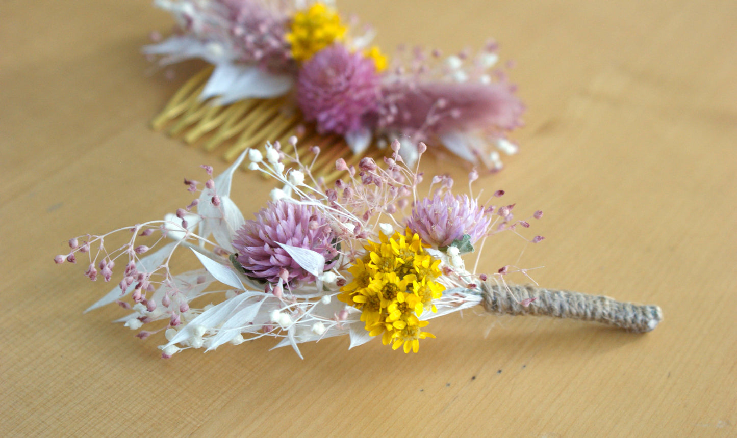 Peigne à cheveux en fleurs sechees et boutonniere de fleurs  assorties 7