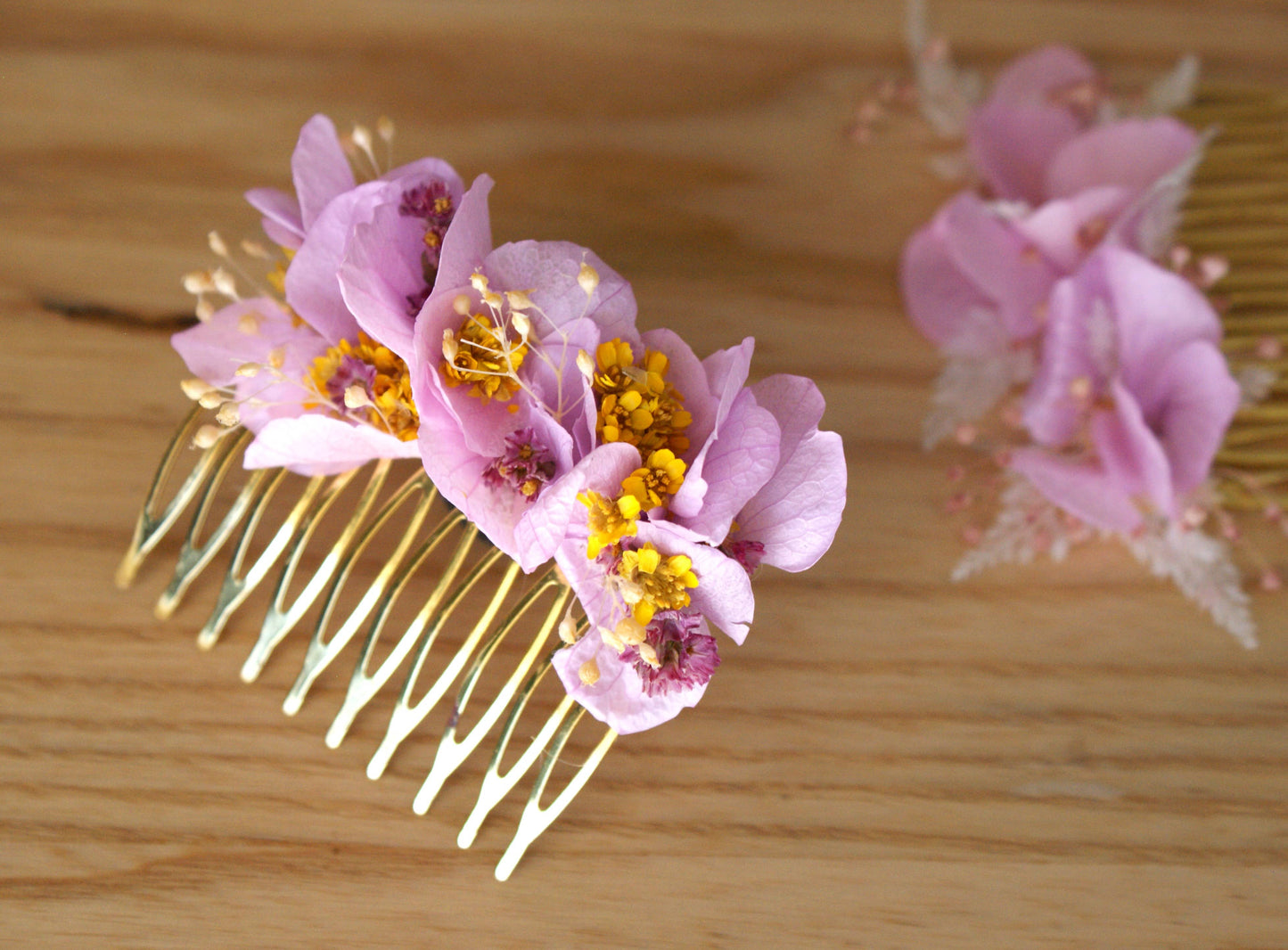 Peigne fleurs sechees et hortensia 3
